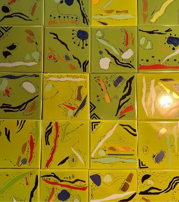 Mosaico de azulejos pintados